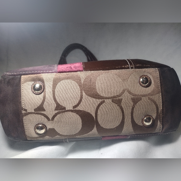 Coach Limited Addition Patchwork Holiday Tote w/ Matching Wristlet - Picture 13 of 16